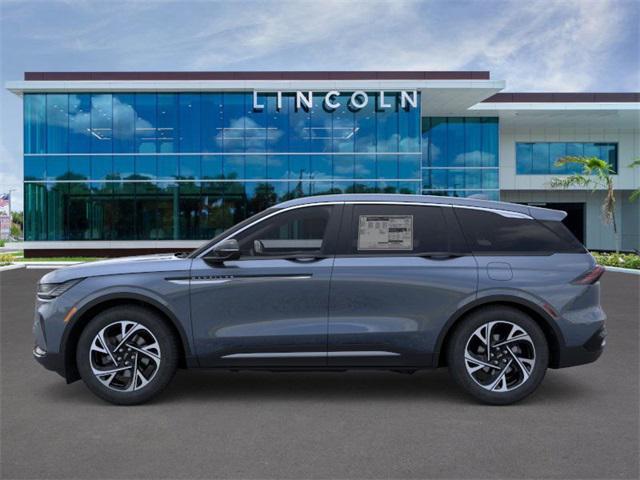new 2025 Lincoln Nautilus car, priced at $52,306