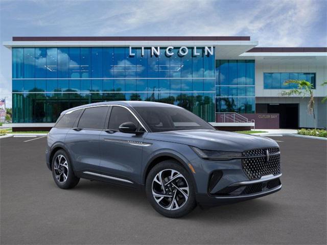 new 2025 Lincoln Nautilus car, priced at $52,306