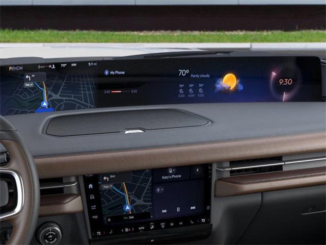 new 2025 Lincoln Navigator car, priced at $102,735