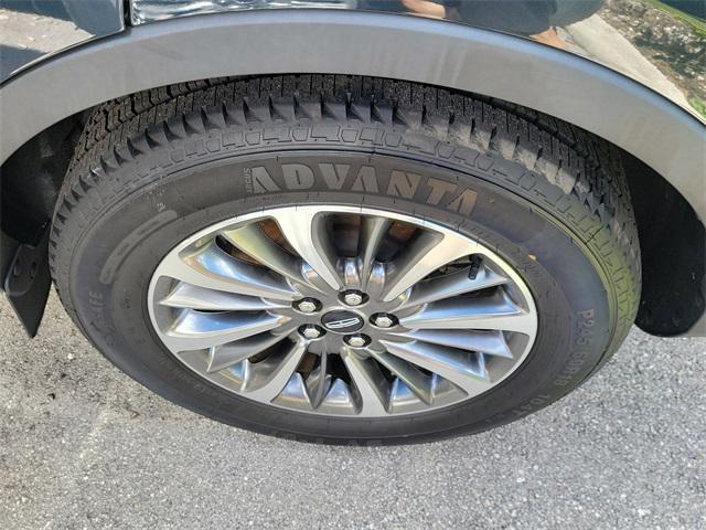 used 2023 Lincoln Nautilus car, priced at $27,990