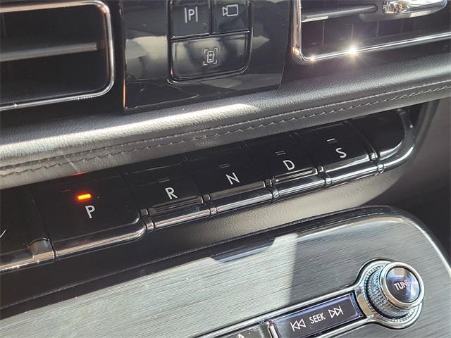 used 2023 Lincoln Nautilus car, priced at $27,990