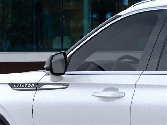 new 2025 Lincoln Aviator car, priced at $54,643