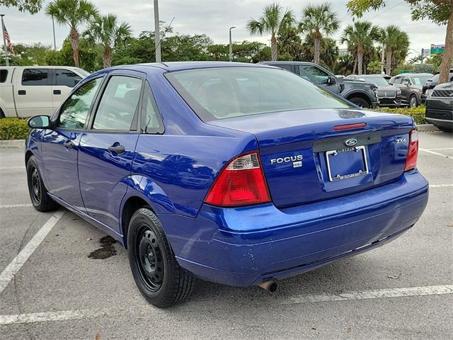 used 2005 Ford Focus car, priced at $2,990