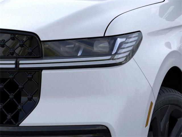 new 2025 Lincoln Navigator car, priced at $127,740