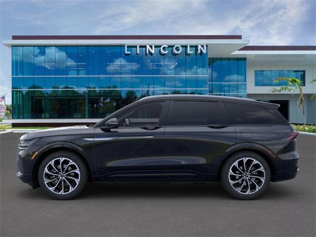 new 2025 Lincoln Nautilus car, priced at $61,061