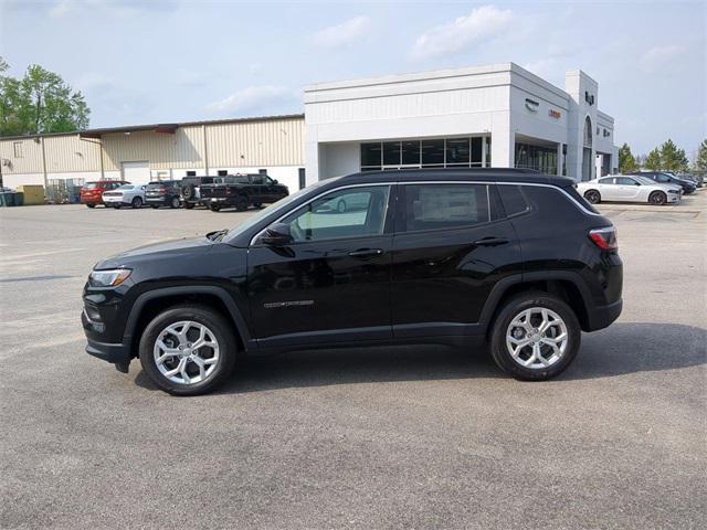 new 2024 Jeep Compass car, priced at $30,104