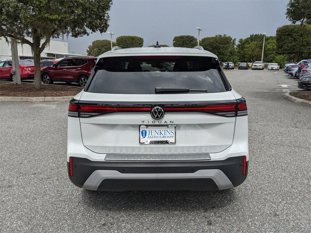 new 2025 Volkswagen Tiguan car, priced at $29,215