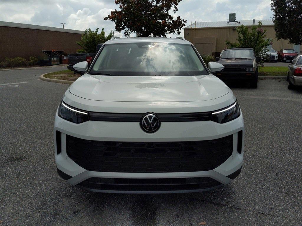 new 2025 Volkswagen Tiguan car, priced at $29,215