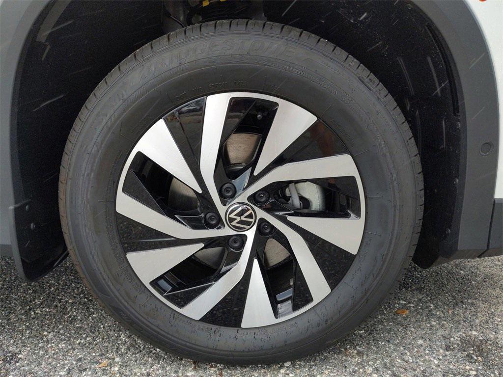 new 2025 Volkswagen Tiguan car, priced at $29,215