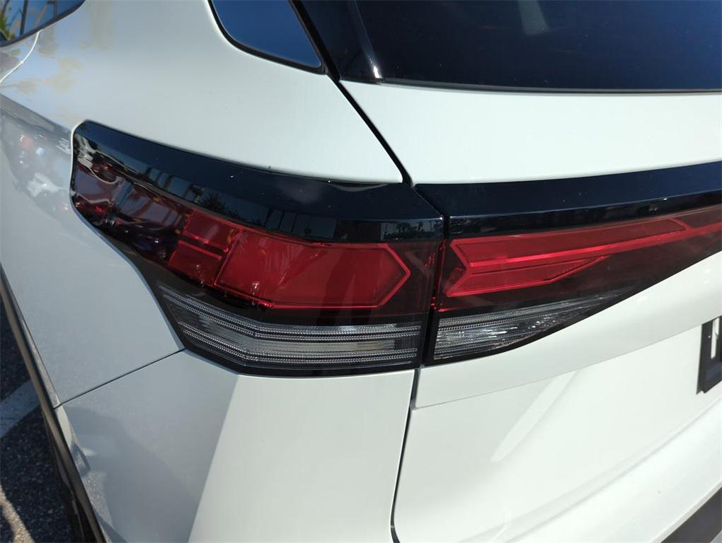 new 2025 Volkswagen Tiguan car, priced at $30,065
