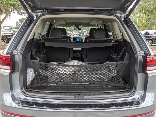 new 2025 Volkswagen Atlas car, priced at $53,280
