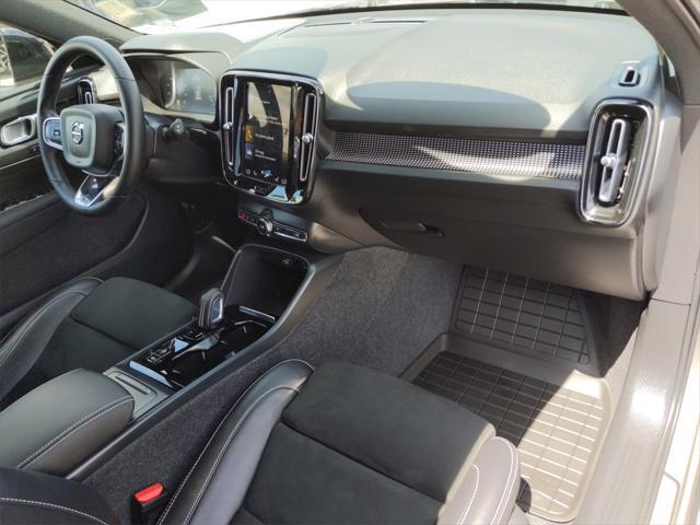 used 2022 Volvo XC40 car, priced at $31,182