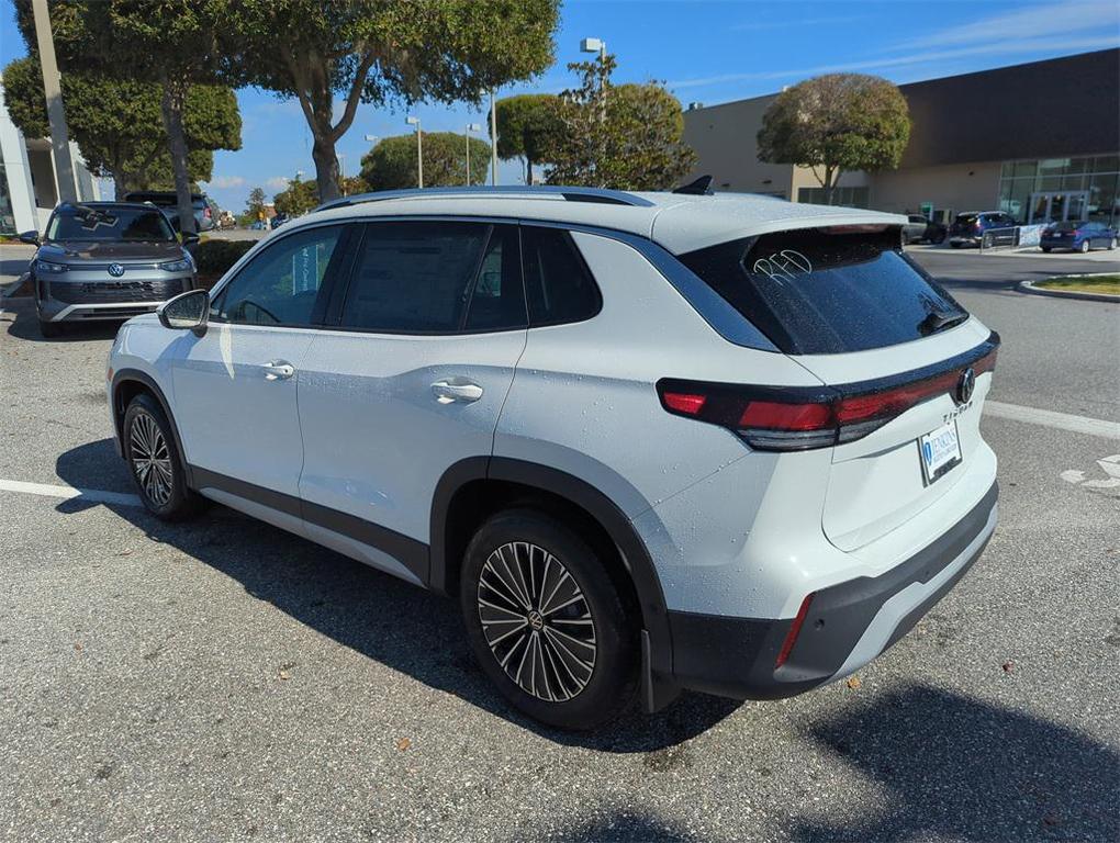 new 2026 Volkswagen Tiguan car, priced at $32,376