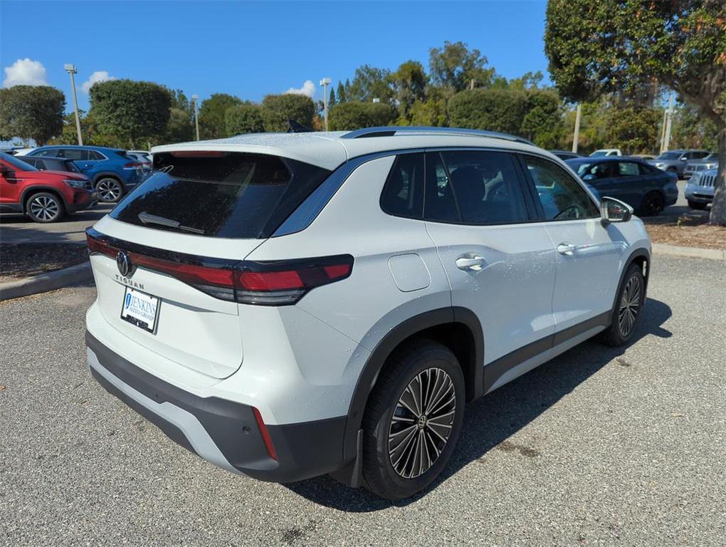 new 2026 Volkswagen Tiguan car, priced at $32,376