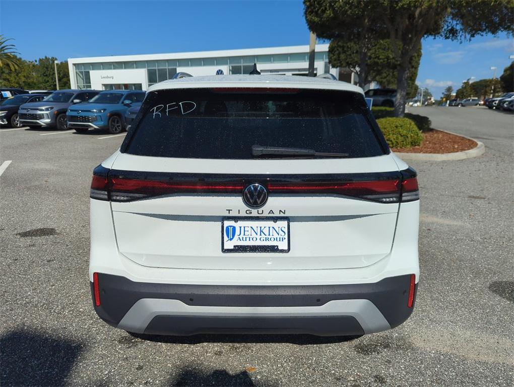 new 2026 Volkswagen Tiguan car, priced at $32,376
