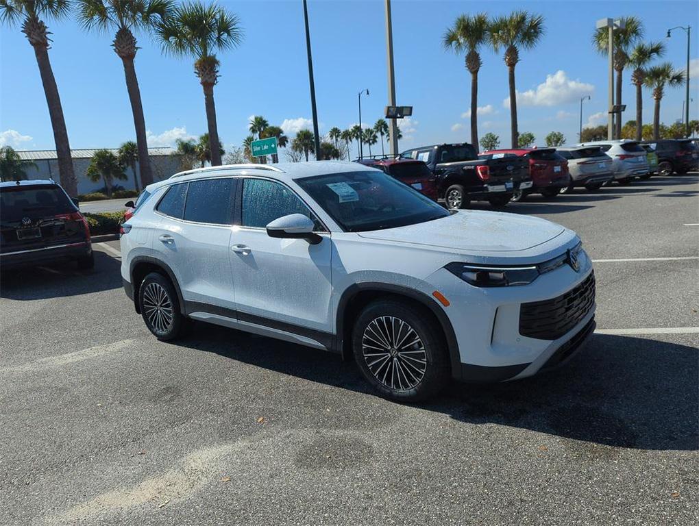 new 2026 Volkswagen Tiguan car, priced at $32,376