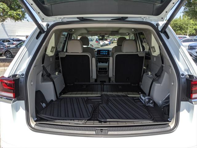 new 2025 Volkswagen Atlas car, priced at $52,407