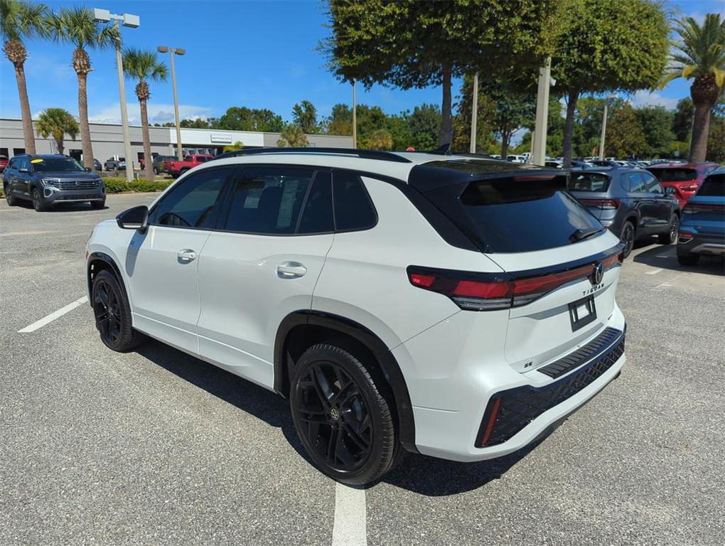 new 2025 Volkswagen Tiguan car, priced at $38,046