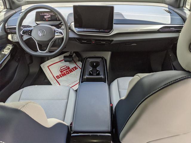 new 2025 Volkswagen ID.4 car, priced at $49,347