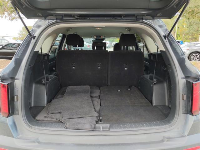 used 2023 Kia Sorento car, priced at $21,811