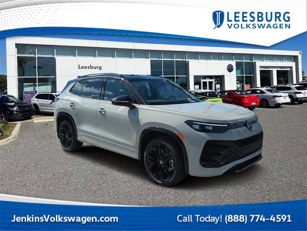 new 2025 Volkswagen Tiguan car, priced at $37,692