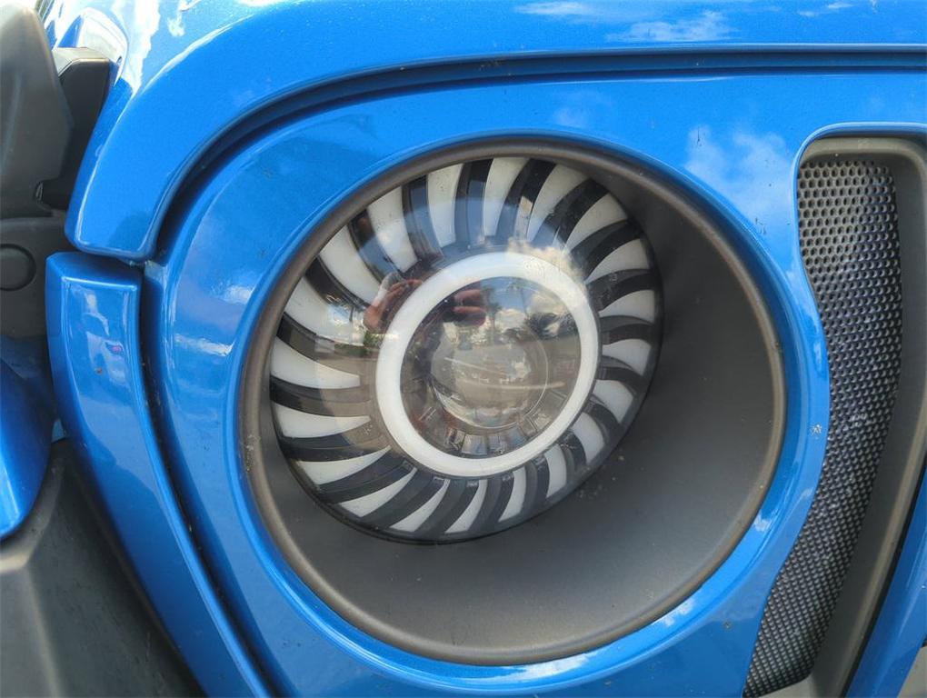 used 2021 Jeep Wrangler Unlimited car, priced at $30,984