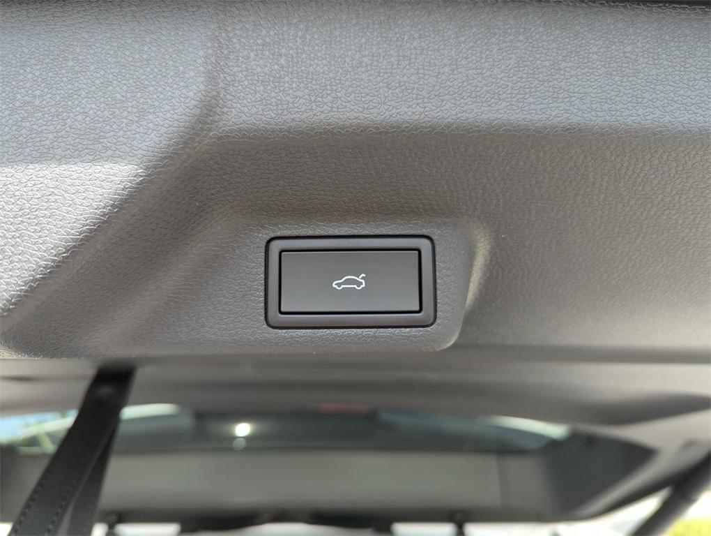 new 2025 Volkswagen ID. Buzz car, priced at $59,039