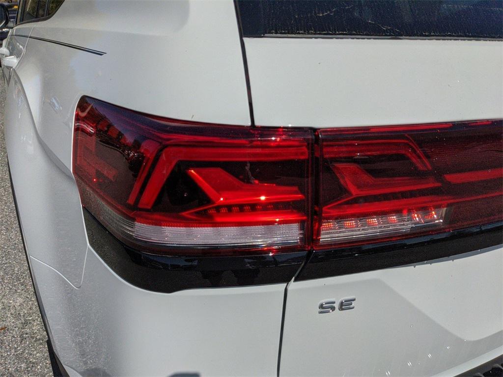 new 2025 Volkswagen Atlas car, priced at $43,869