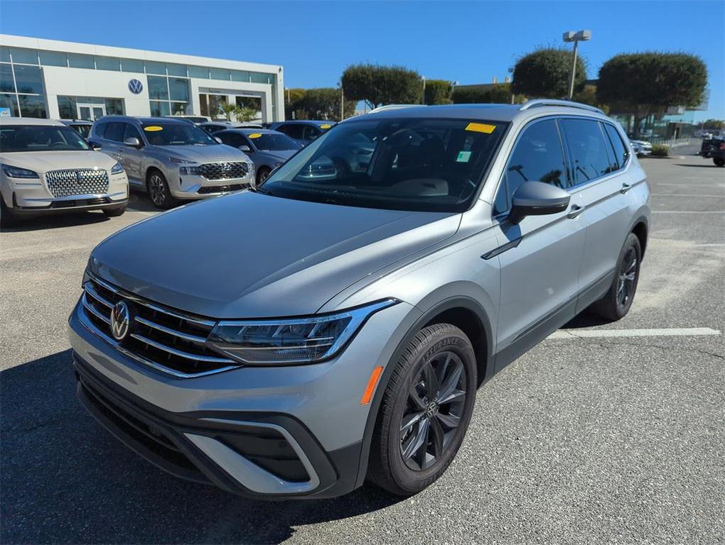 used 2022 Volkswagen Tiguan car, priced at $21,428