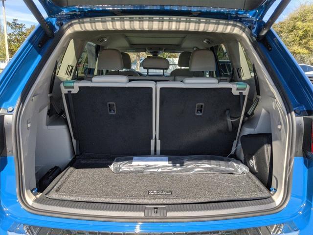 new 2025 Volkswagen Atlas car, priced at $50,117
