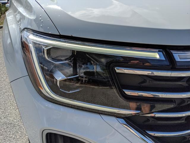 used 2024 Volkswagen Atlas car, priced at $34,441