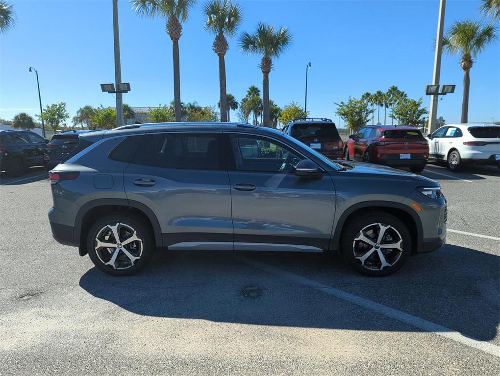 new 2026 Volkswagen Tiguan car, priced at $36,892