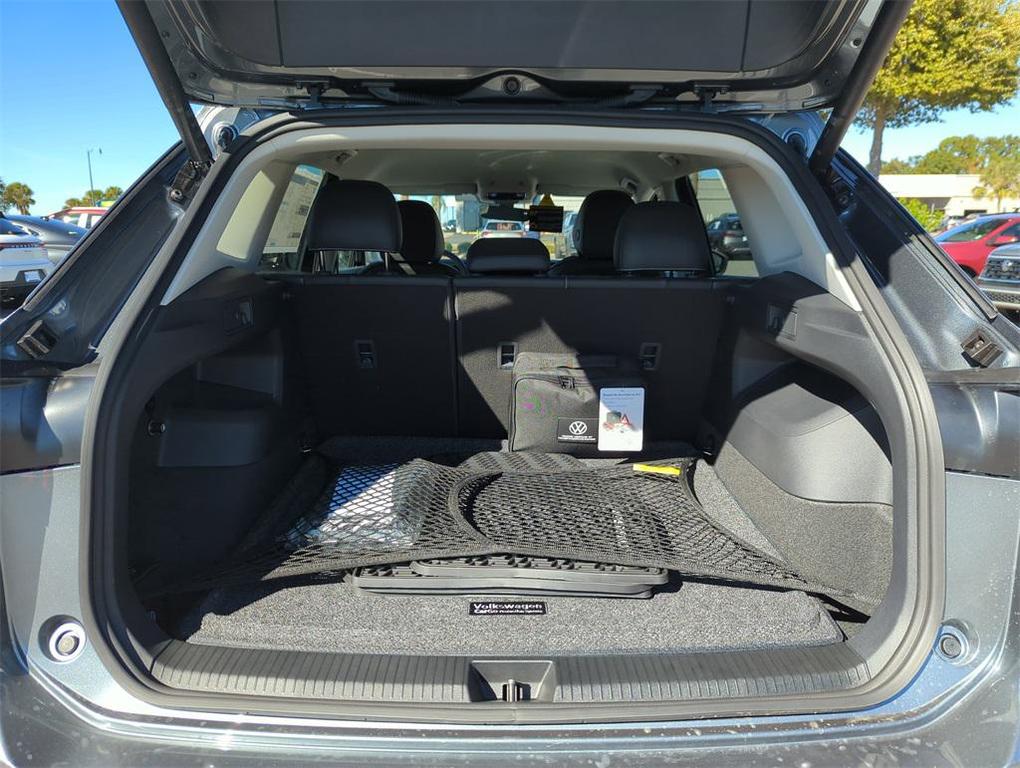 new 2026 Volkswagen Tiguan car, priced at $36,892