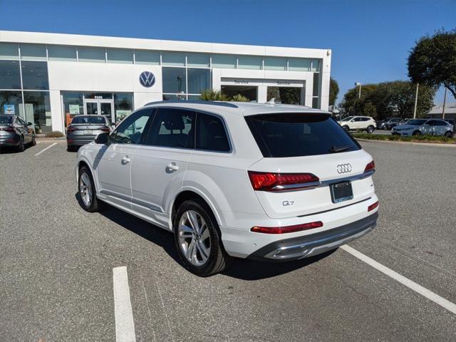 used 2023 Audi Q7 car, priced at $39,881