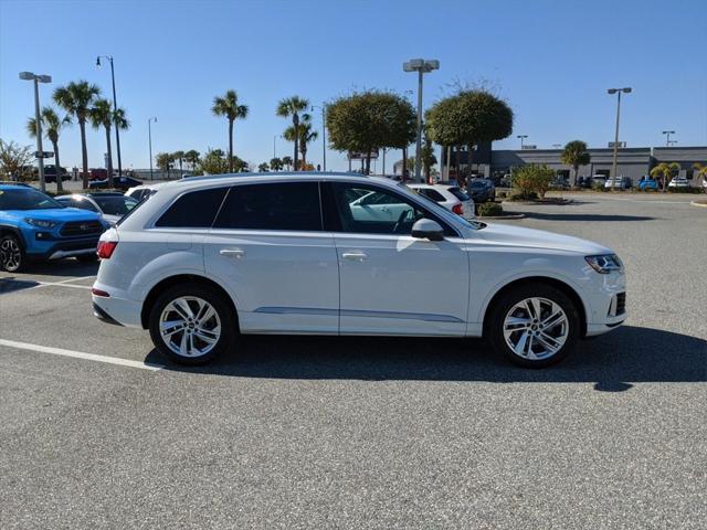 used 2023 Audi Q7 car, priced at $39,881