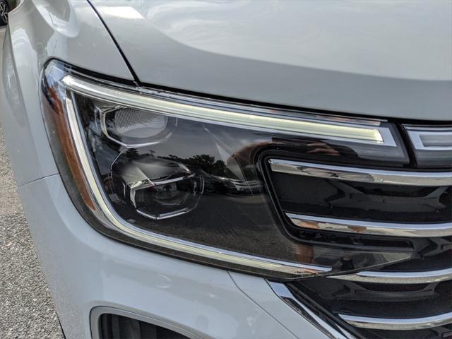 new 2025 Volkswagen Atlas car, priced at $43,512