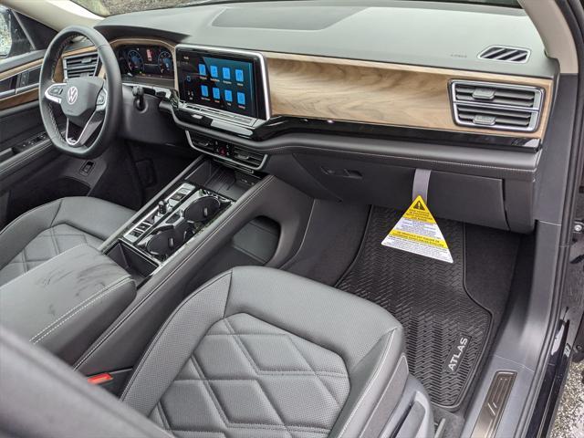 new 2025 Volkswagen Atlas car, priced at $43,301