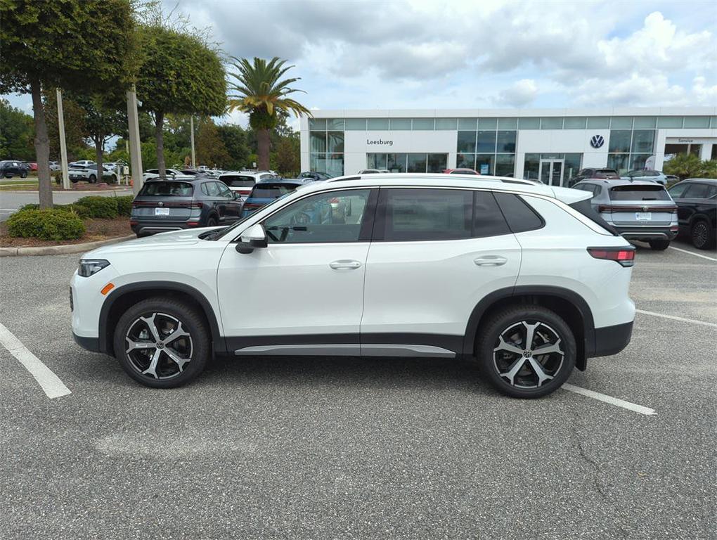 new 2025 Volkswagen Tiguan car, priced at $35,505