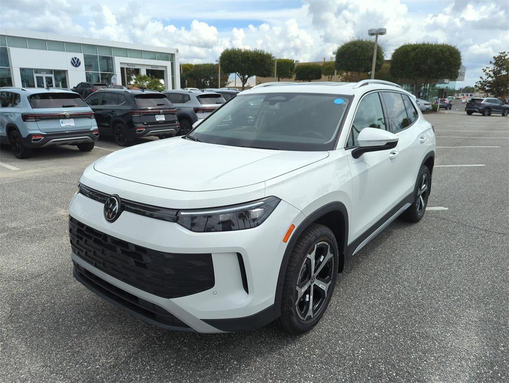 new 2025 Volkswagen Tiguan car, priced at $35,505