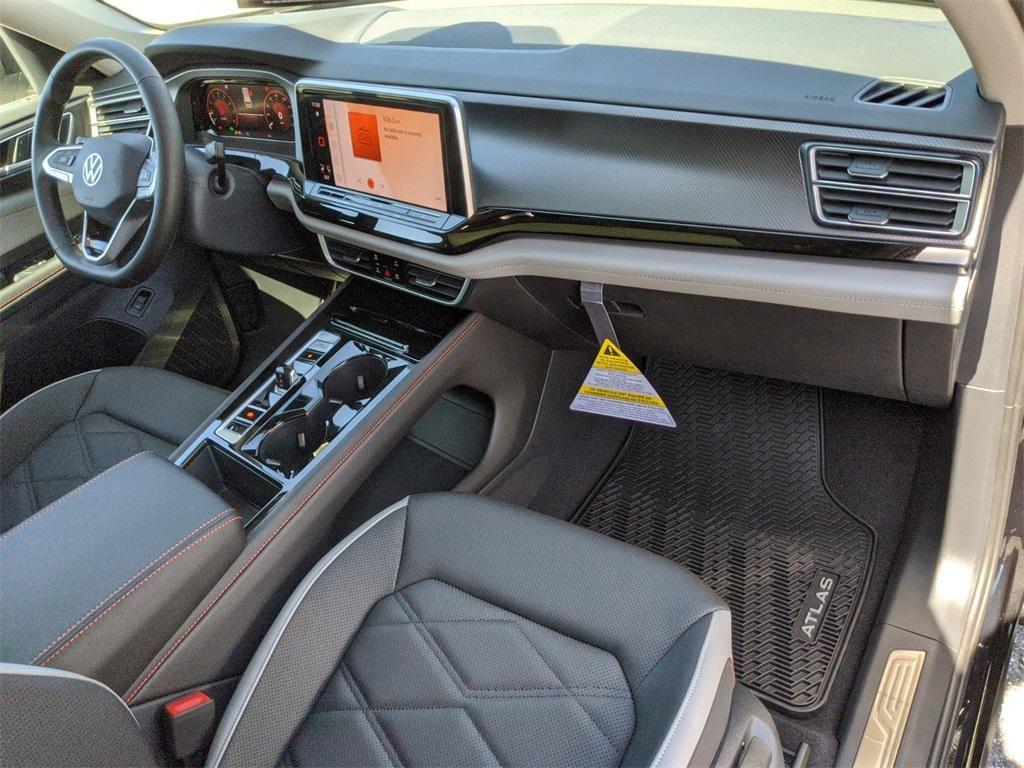 new 2025 Volkswagen Atlas car, priced at $43,869