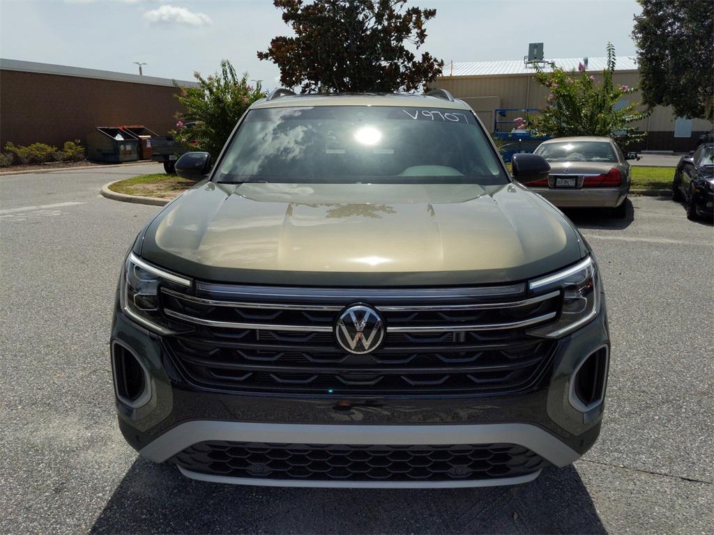 new 2025 Volkswagen Atlas car, priced at $43,869