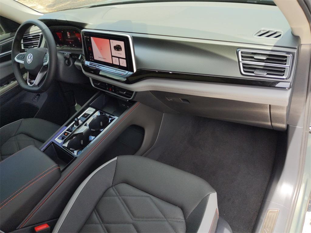 new 2025 Volkswagen Atlas car, priced at $43,869