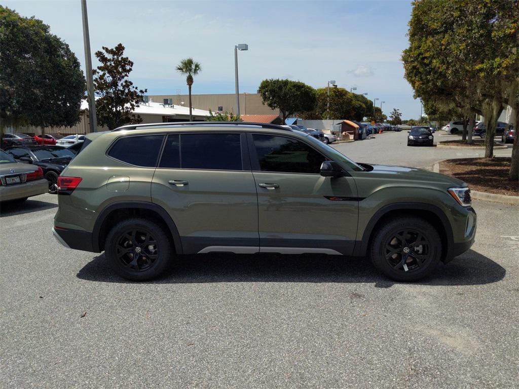 new 2025 Volkswagen Atlas car, priced at $43,869
