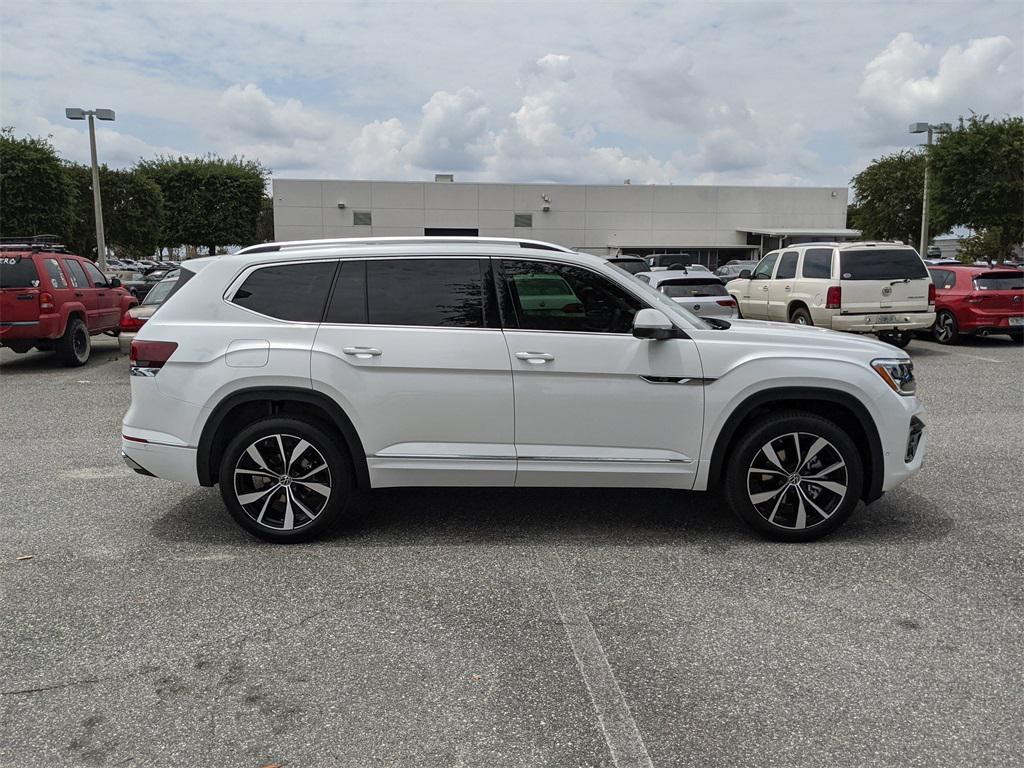 new 2025 Volkswagen Atlas car, priced at $51,525