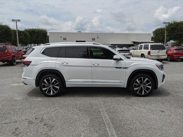 new 2025 Volkswagen Atlas car, priced at $51,946