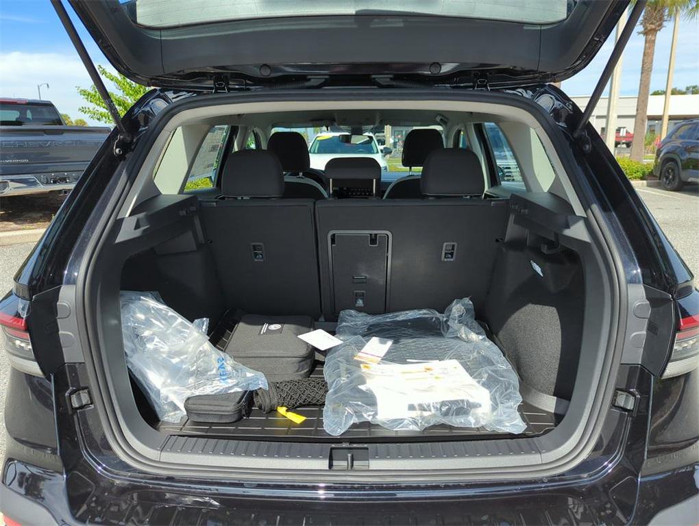 new 2025 Volkswagen Taos car, priced at $27,948