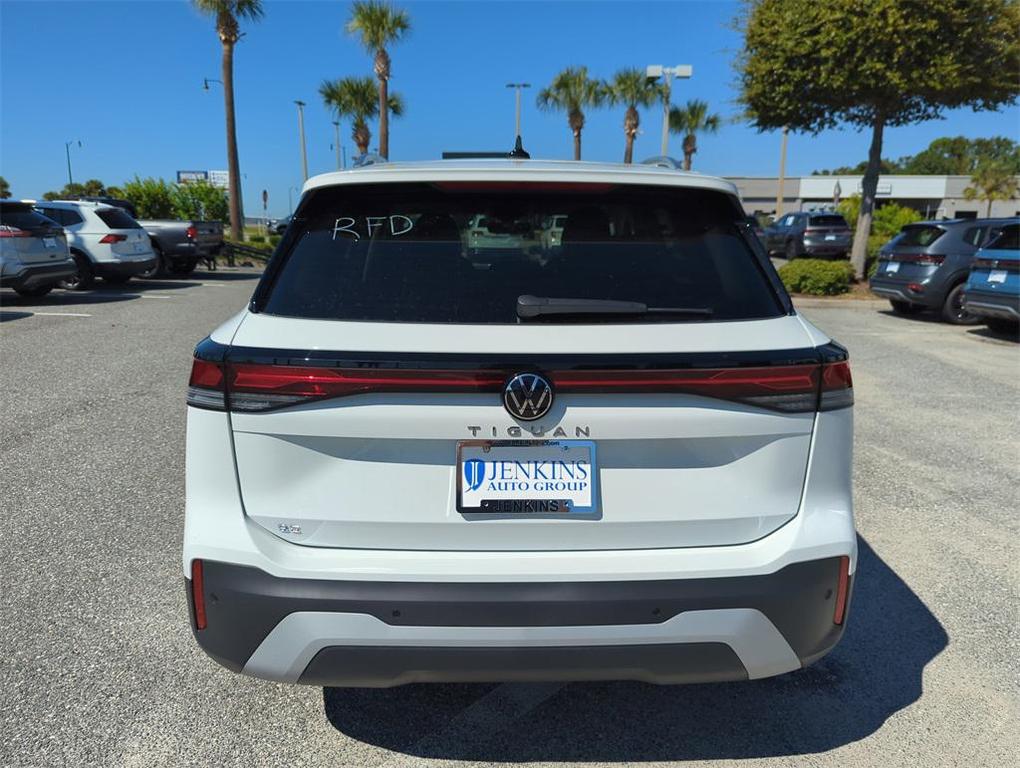 new 2026 Volkswagen Tiguan car, priced at $36,481