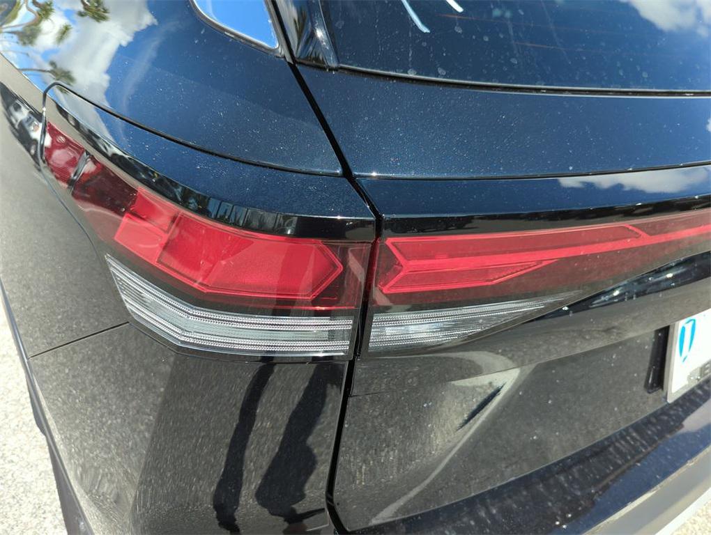 new 2025 Volkswagen Tiguan car, priced at $30,328