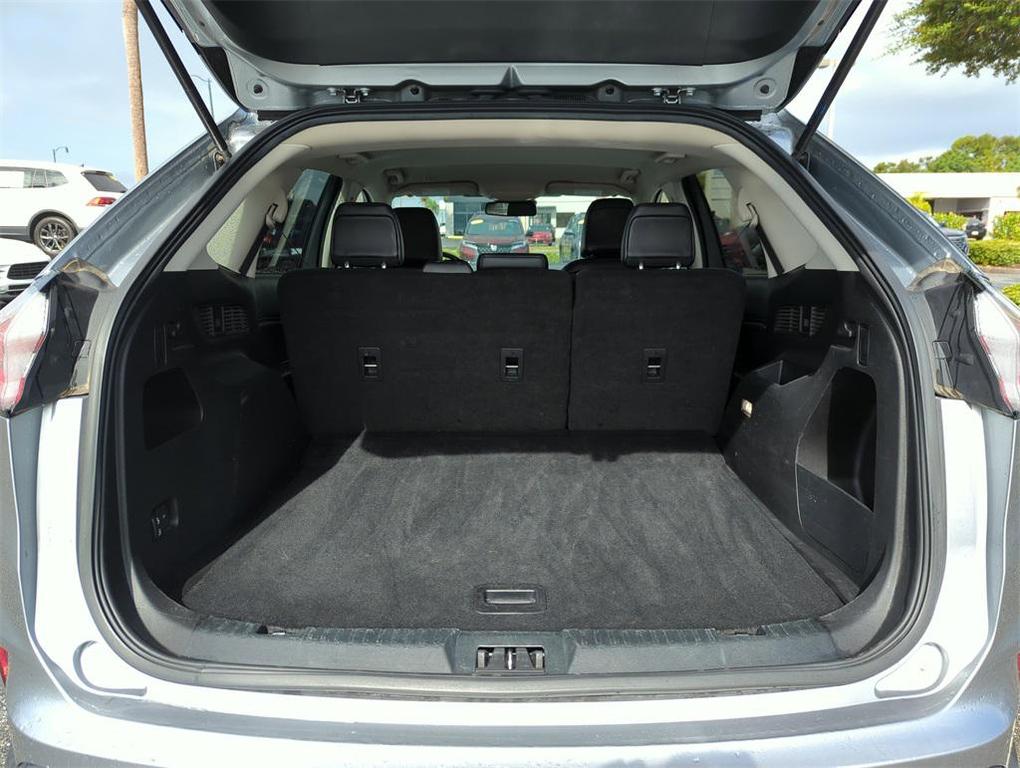 used 2024 Ford Edge car, priced at $20,988