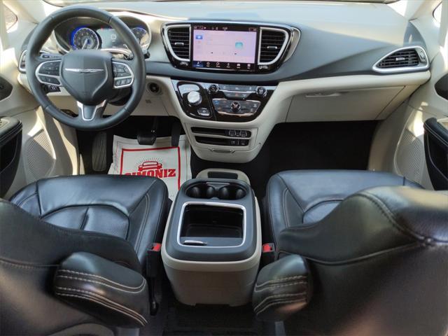 used 2022 Chrysler Pacifica car, priced at $21,651